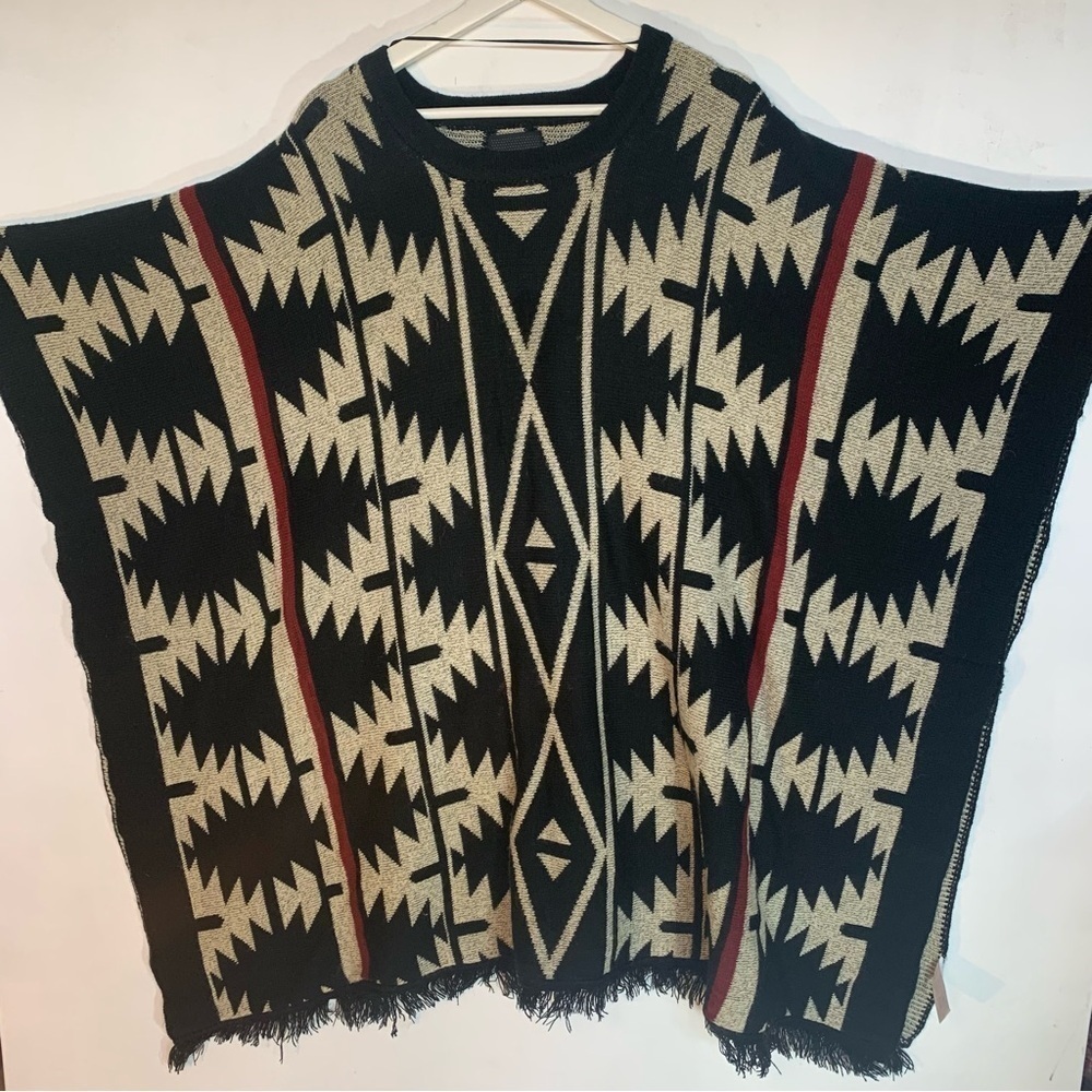 Harlow Poncho Boho Wrap Long Shrug Fringe Armhole Aztec Print Brick Taupe BLK OS - Picture 4 of 15